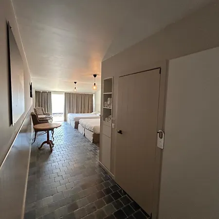 Kapelhoeve 3*