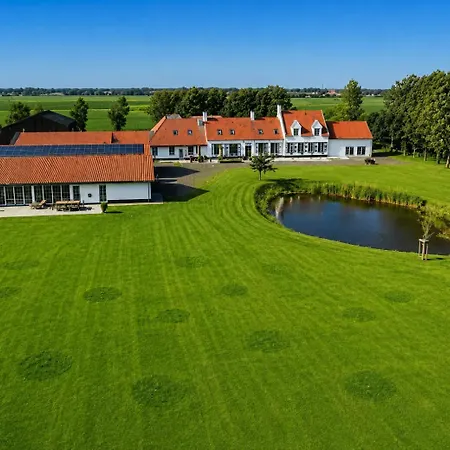 Kapelhoeve 3*